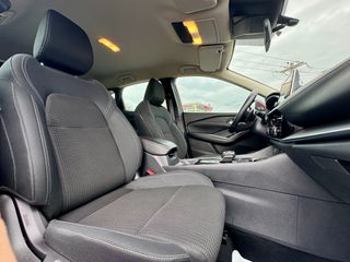 Nissan Qashqai 2021 1.3 MILD HYBRID PREMIUM-thumb-11