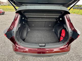 Nissan Qashqai 2021 1.3 MILD HYBRID PREMIUM-thumb-13