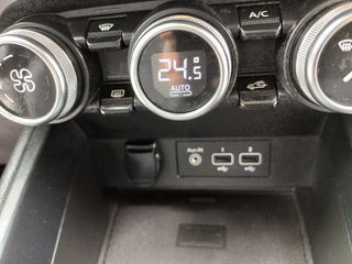 Renault Clio 2020 116HP*INTENS*ΕΛΛΗΝΙΚΗΣ ΑΝΤΙΠΡΟΣΩΠΕΙΑΣ-thumb-42