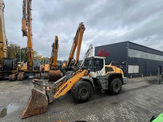 Φορτωτής Με Λάστιχα Liebherr 2014 L 550