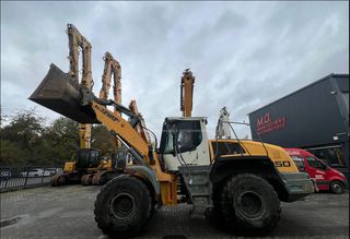Φορτωτής Με Λάστιχα Liebherr 2014 L 550-thumb-1