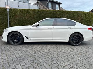 Bmw 530 2018 i xDrive A - M Package-thumb-3