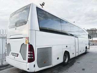 Mercedes-Benz 2016 TRAVEGO   15 RHD-thumb-1