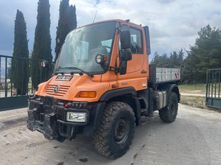Unimog Mercedes-Benz 2010 U 300 11/2010