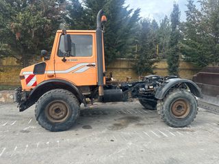 Unimog Mercedes-Benz 2000 UNIMOG 427/20-thumb-2