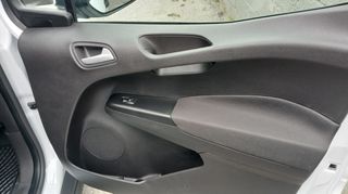 Ford Transit Courier 2022-thumb-11