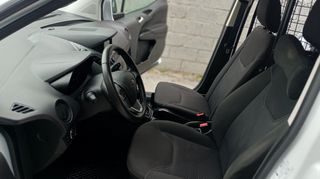 Ford Transit Courier 2022-thumb-18