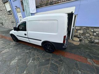 Opel Combo 2005 CDTI DIESEL 1.7-thumb-3
