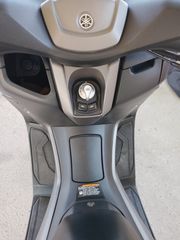Yamaha NMAX 2022-thumb-14