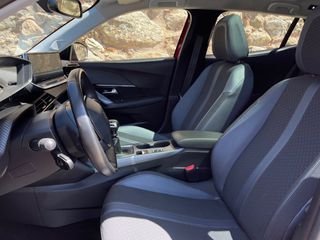 Peugeot 2008 2021 ALLURE PLUS PANORAMA-thumb-15