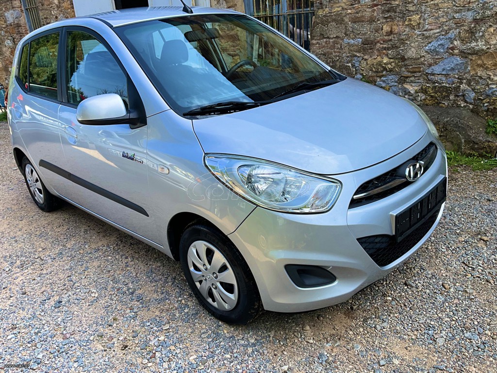 Hyundai i 10 2013 Λίγα χιλιόμετρα Πολύ καθαρό