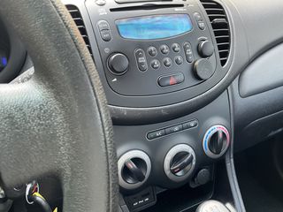 Hyundai i 10 2013 Λίγα χιλιόμετρα Πολύ καθαρό-thumb-13