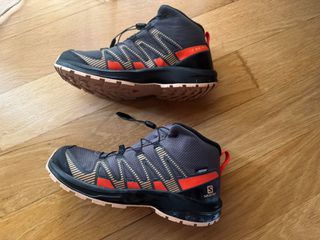 Παπούτσια Salomon XA Pro Mid trail hiking σαν καινούργια με Quicklace