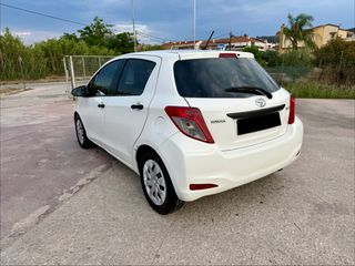 Toyota Yaris 2012 1.33 Dual VVT-i (99 Hp)-thumb-1
