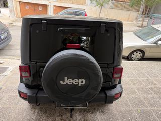 Jeep Wrangler 2017-thumb-7