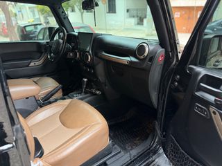 Jeep Wrangler 2017-thumb-15