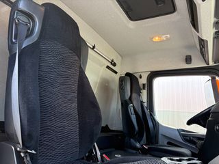 Ανατροπή Mercedes-Benz 2014 Antos 1830 **4m μεταξόνιο**-thumb-18