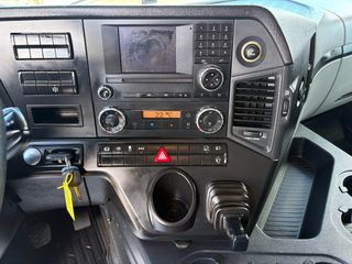 Ανατροπή Mercedes-Benz 2014 Antos 1830 **4m μεταξόνιο**-thumb-13