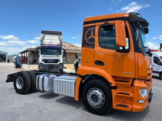 Ανατροπή Mercedes-Benz 2014 Antos 1830 **4m μεταξόνιο**-thumb-3