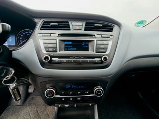 Hyundai i 20 2016 1.1#CRDI#STYLE#ΠΑΝΟΡΑΜΑ#Led_Pack#ΚΛΙΜΑ#-thumb-26