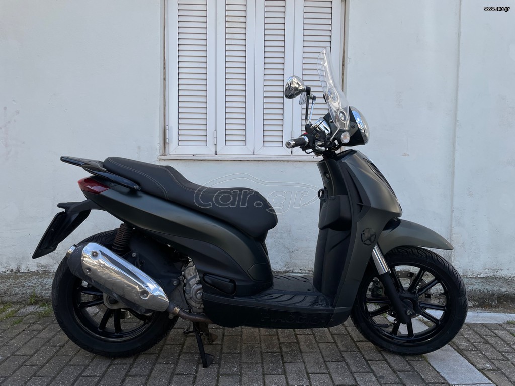 Piaggio Carnaby 300 2012