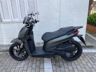 Piaggio Carnaby 300 2012-thumb-1