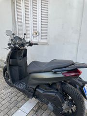 Piaggio Carnaby 300 2012-thumb-3