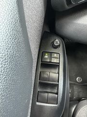 Toyota Yaris Cross 2023 1.5 Hybrid 2WD Active Drive-thumb-27