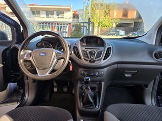 Ford Courier 2016-thumb-10