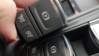 Διακόπτης ηλεκτρικού χειροφρένου 363216544R Renault kadjar meganeμε κουμπιά cruise control και περιοριστη ταχύτητας βλάβη DTC516C DTC516C64