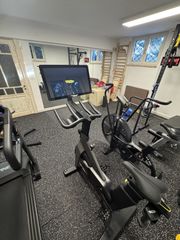 Technogym Bike-thumb-1