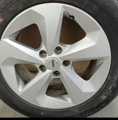 Πωλούνται 4 γνήσιες ζάντες Nissan Qashqai 17 ιντσών (7x17, 5x114.3, ET40)  Με αισθητήρες πίεσης TPMS  Σε άριστη κατάσταση – χωρίς στραβώματα  Κατάλληλες για άμεση τοποθέτηση  Δεκτός έλεγχος