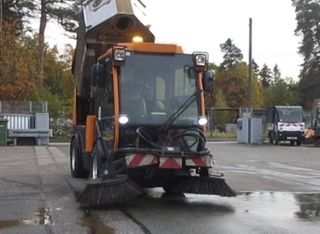 Σάρωθρο Niftylift 2013 scmitd
