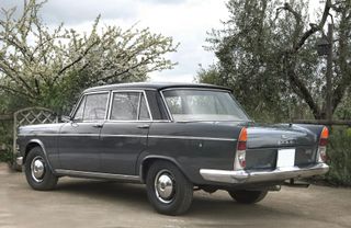 Fiat 1800 σήμα