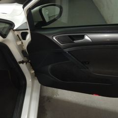 Volkswagen Golf 2016-thumb-12