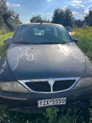 Lancia Ypsilon 2000-thumb-2