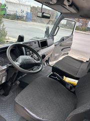 Φορτηγά Μεταφοράς Ποτών Mitsubishi 2019 Fuso 7.5t  19' 105.065km-thumb-5