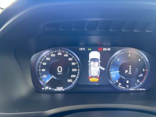 Volvo XC 90 2022 INSCRIPTION B5 AWD 7SEATS HYBRID-thumb-13
