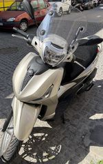 Piaggio Beverly 400 2025 400 HPE-thumb-2