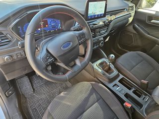 Ford Kuga 2022-thumb-1