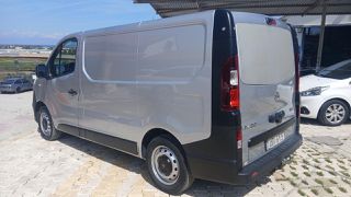 Κλούβα Opel 2019 vivaro-thumb-4
