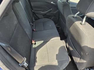 Ford Focus 2018-thumb-14