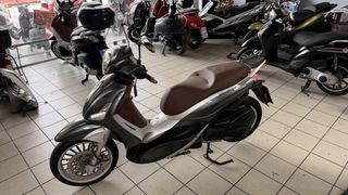 Piaggio Beverly 300i 2016-thumb-3