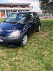 Toyota Yaris 2000 1000CC