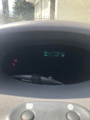 Toyota Yaris 2000 1000CC-thumb-14