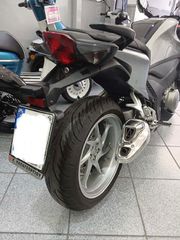 Honda VFR 1200 2011-thumb-7