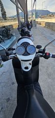 Piaggio Beverly 300i 2012-thumb-2