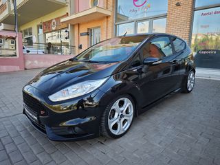 Ford Fiesta 2015 ST 1.6  182 PS
