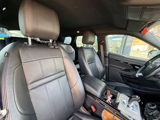 Land Rover Range Rover Evoque 2019 R-DYNAMIC P250-thumb-13