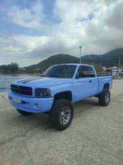 Dodge RAM 2000 1500